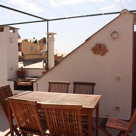דירות ורנאצה La Terrazza מראה חיצוני תמונה